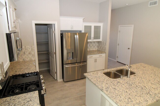 Building Photo - 1229 Night Sky St