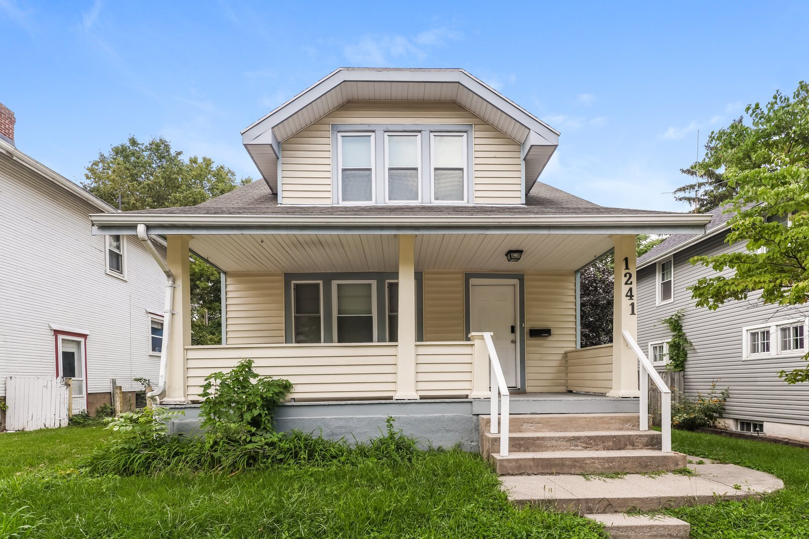 Building Photo - 1241 Epworth Ave