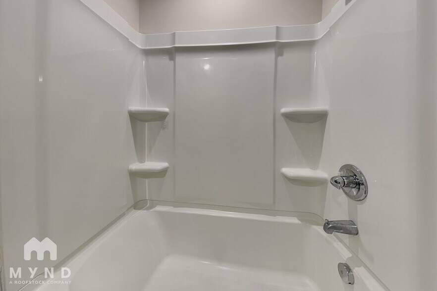 Building Photo - 2227 Fathom Wy