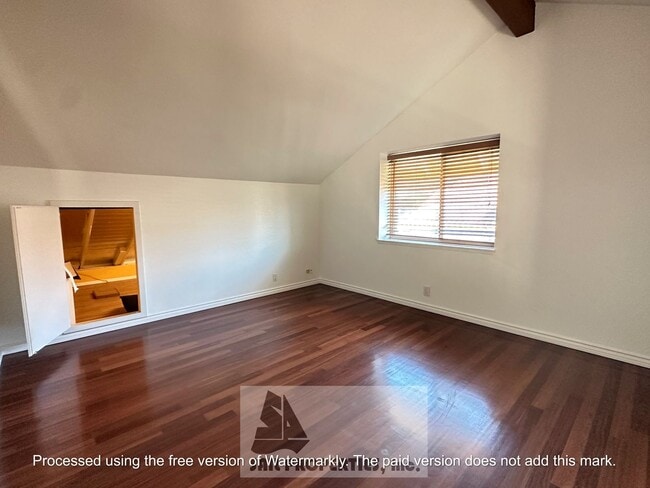 Building Photo - Modern La Cuesta Corner Townhome Near Down...