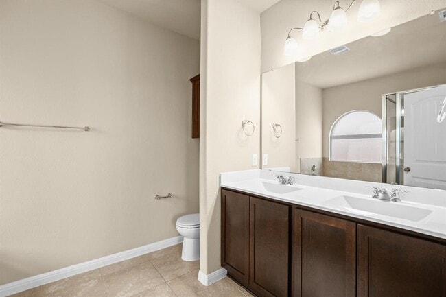 Building Photo - 16440 Pienza Dr