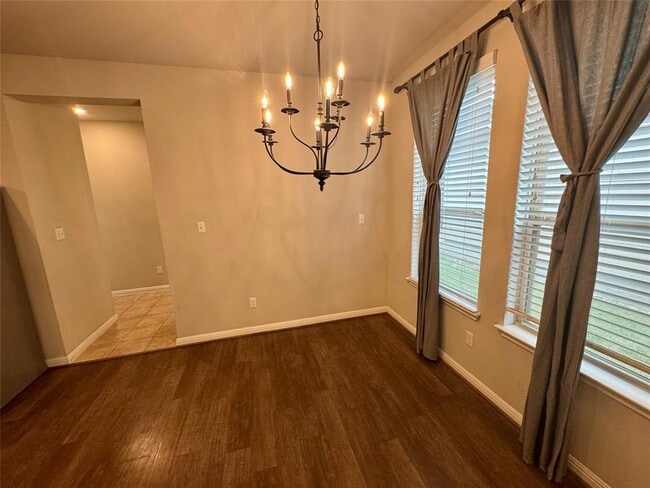 Building Photo - 120 Buckthorn Dr