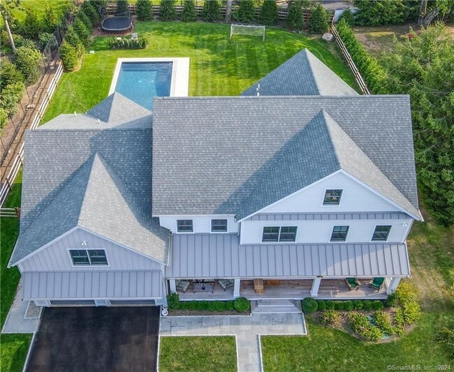 Building Photo - 17 Stony Brook Rd