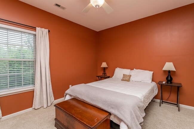 Building Photo - 613 Adens Woods Ct