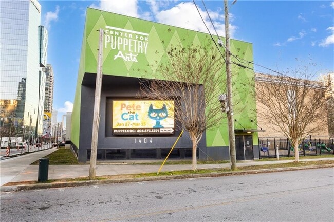 Building Photo - 71 17th St NE