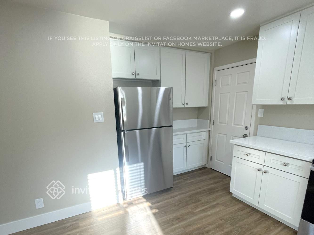 Building Photo - 2332 Zinfandel Dr