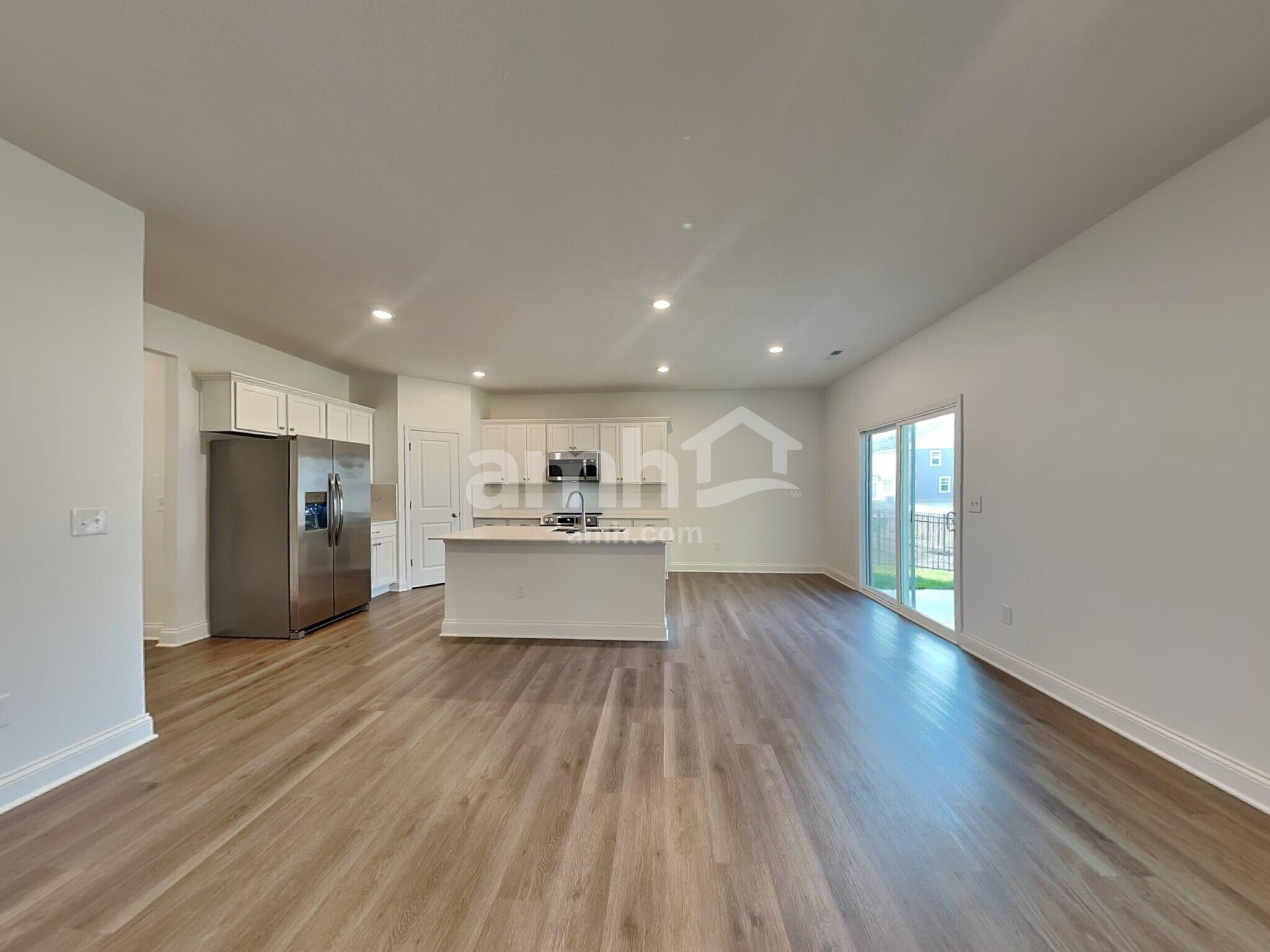 Building Photo - 319 Pne Hl Ct