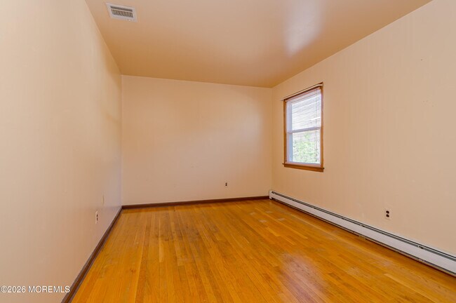 Building Photo - 878 Green Valley Rd