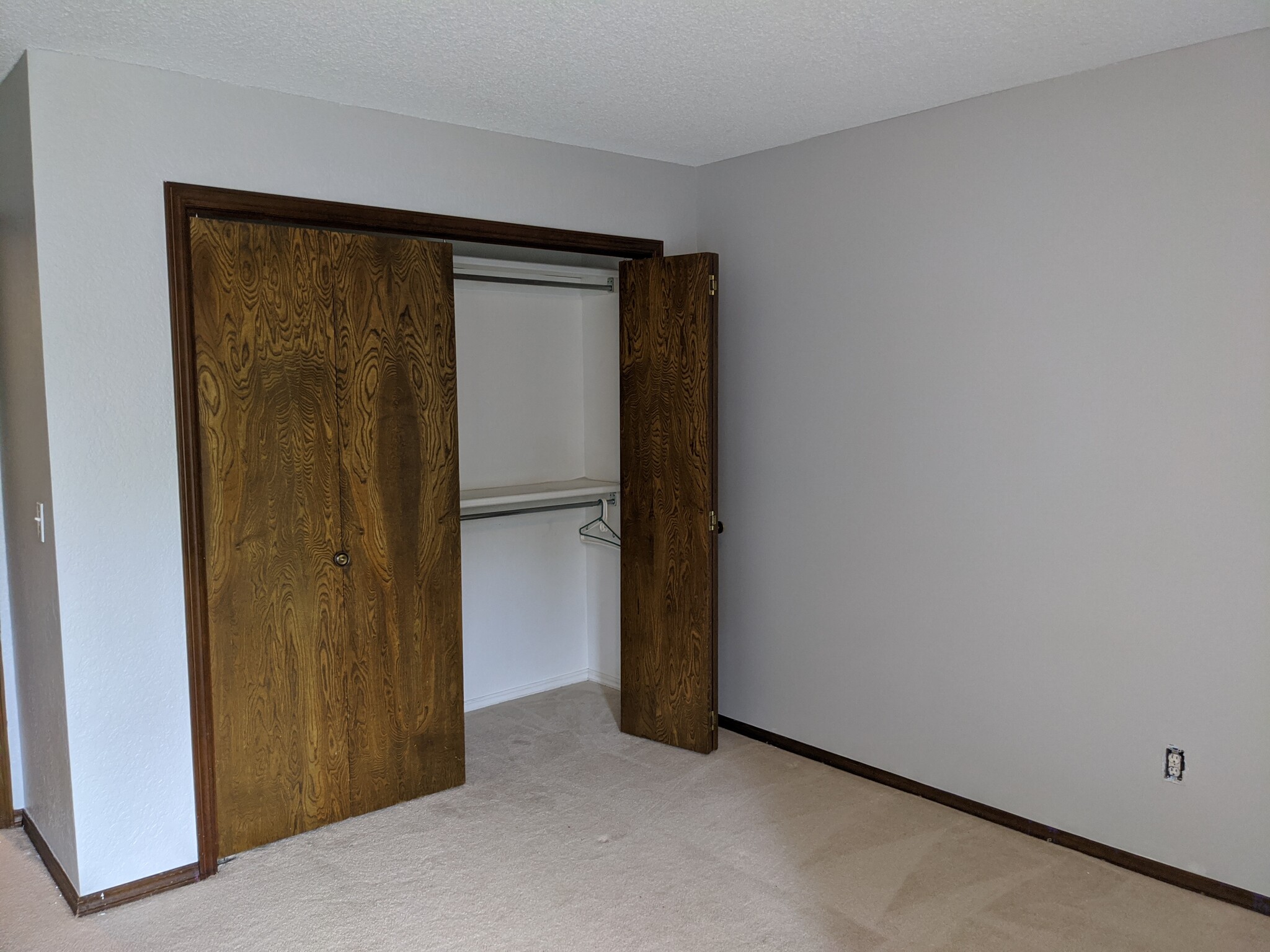 first bedroom - 205 N Easy St