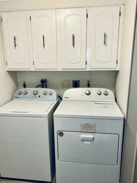 Building Photo - 33 Pickman Rd