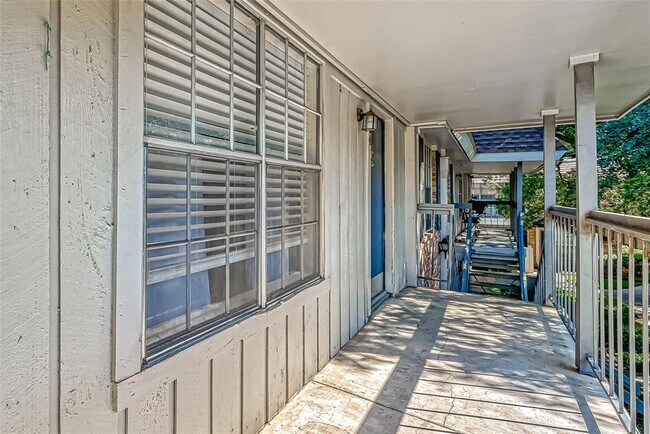 Building Photo - 2250 Bering Dr