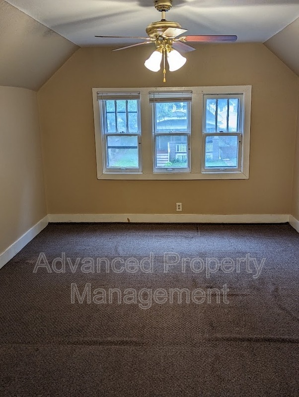 Building Photo - 3941 N 24th Pl