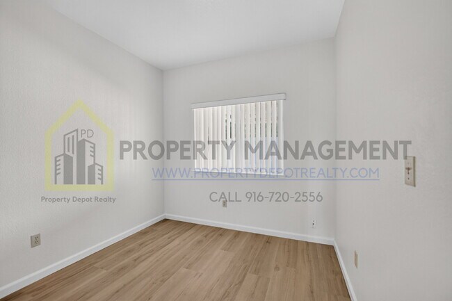 Building Photo - Charming 3-Bedroom Home with 2 Baths