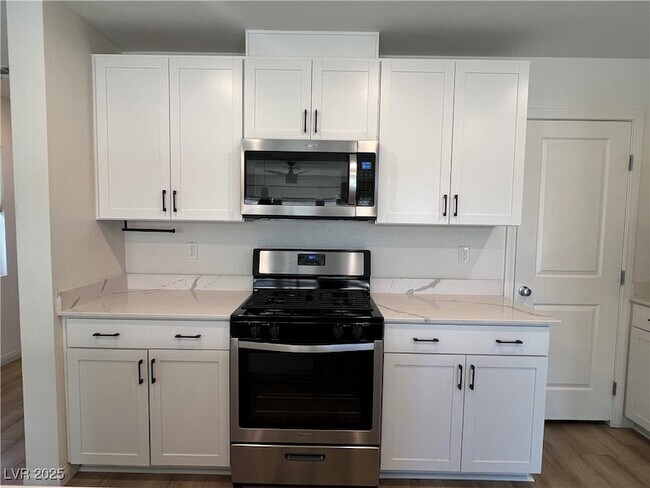 Building Photo - 8710 Beverly Grv Ct