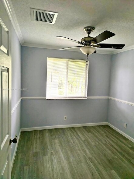 Building Photo - 3128 Coral Ridge Dr