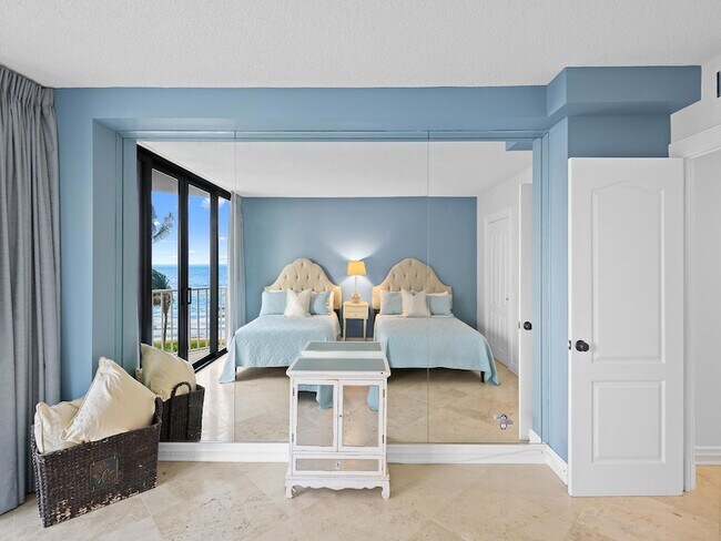 Building Photo - 2917 S Ocean Blvd