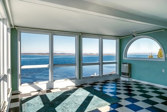 Building Photo - 33 Eagle Hill Rd