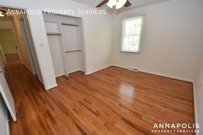 Building Photo - 378 Harwin Dr
