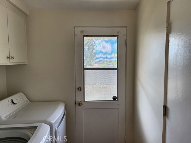 Building Photo - 28845 Briarhurst Dr