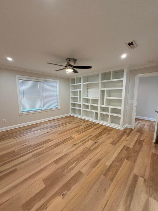 Building Photo - 9327 Polaris Green Dr