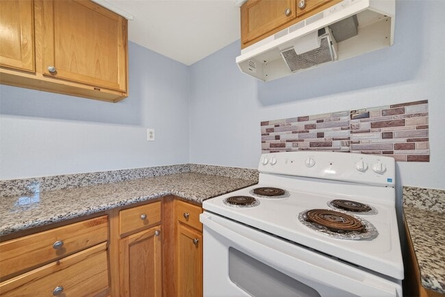 Building Photo - 7454 Navidad Rd