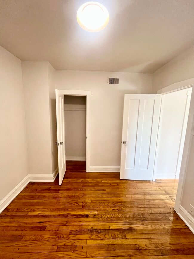 Building Photo - 1329 N Lorel Ave