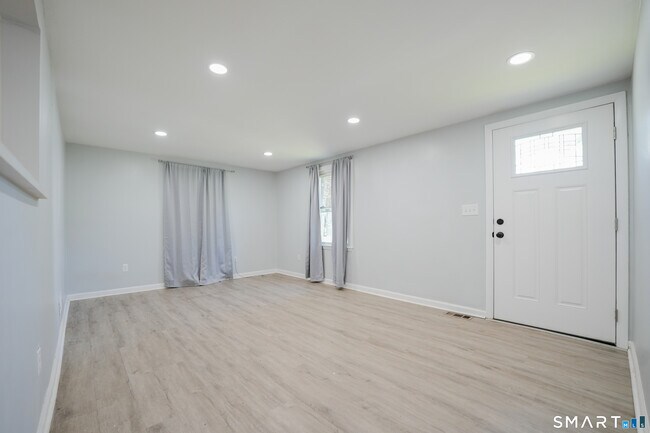 Building Photo - 50 Fowler Ave