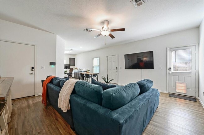 Building Photo - 3329 Colorado High Ave