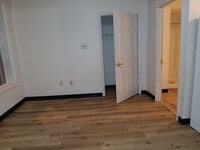 Building Photo - Irvine Renaissance