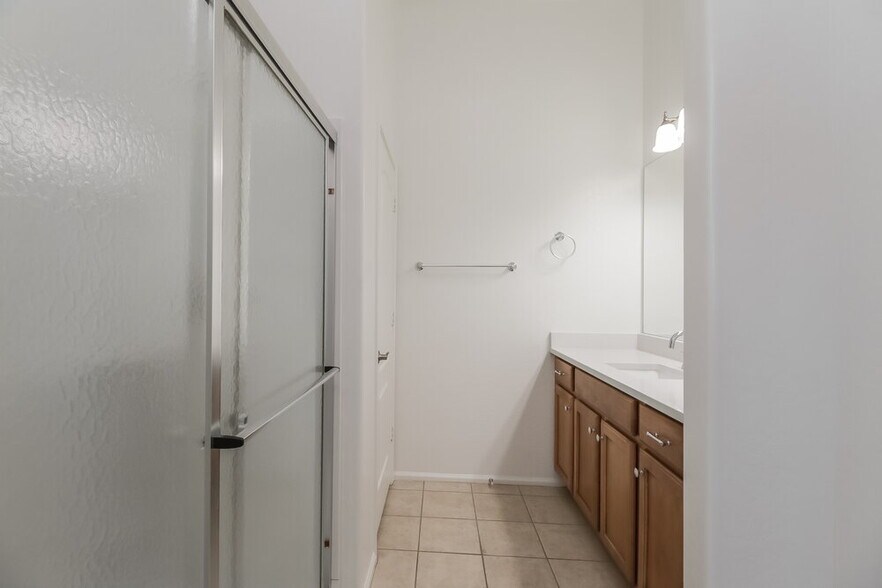 Building Photo - 10223 W Gross Ave