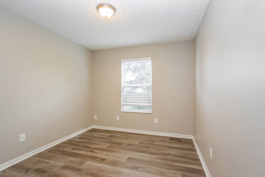 Building Photo - 5369 Shotgun Dr