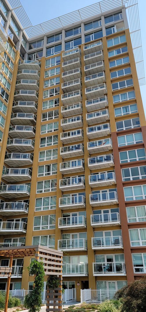 Building Photo - At the Montage!!! 1 bedroom 1 bath luxury ...