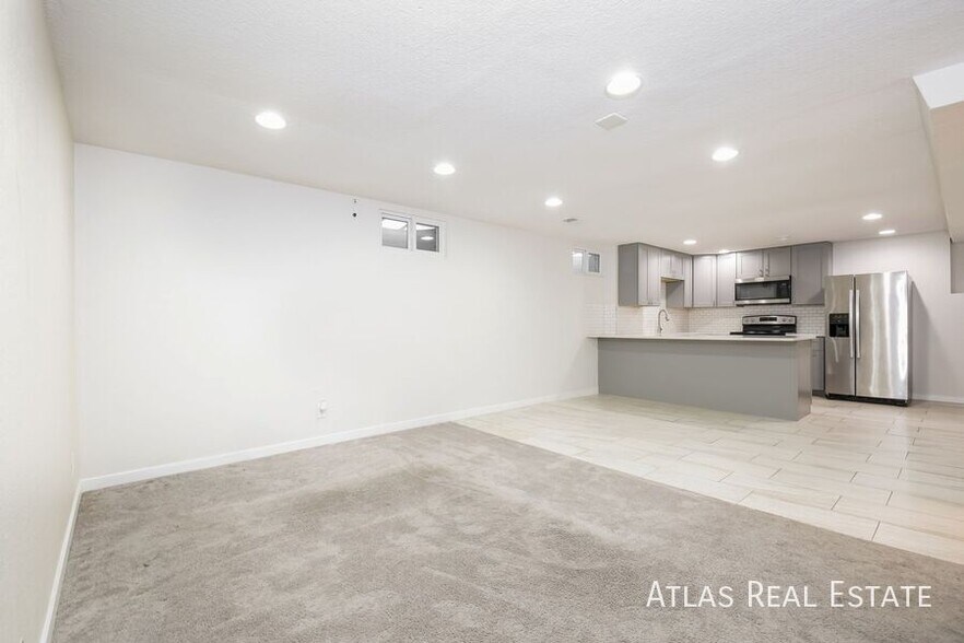 Building Photo - 4249 W 49th Ave