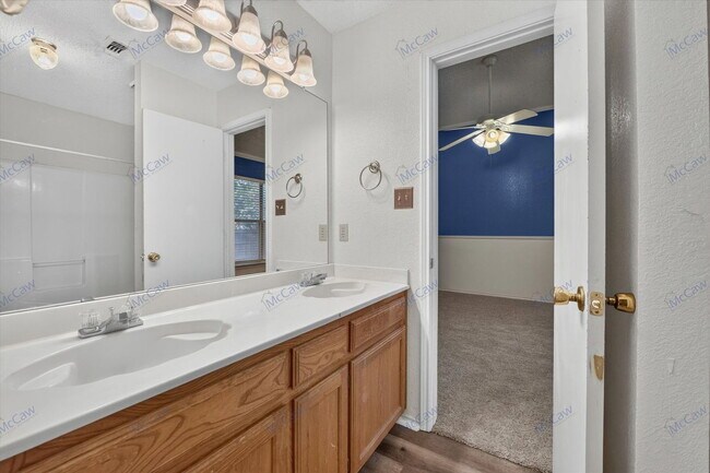 Building Photo - 3728 Chaddybrook Ln