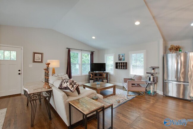 Building Photo - 805 Rison Ave NE