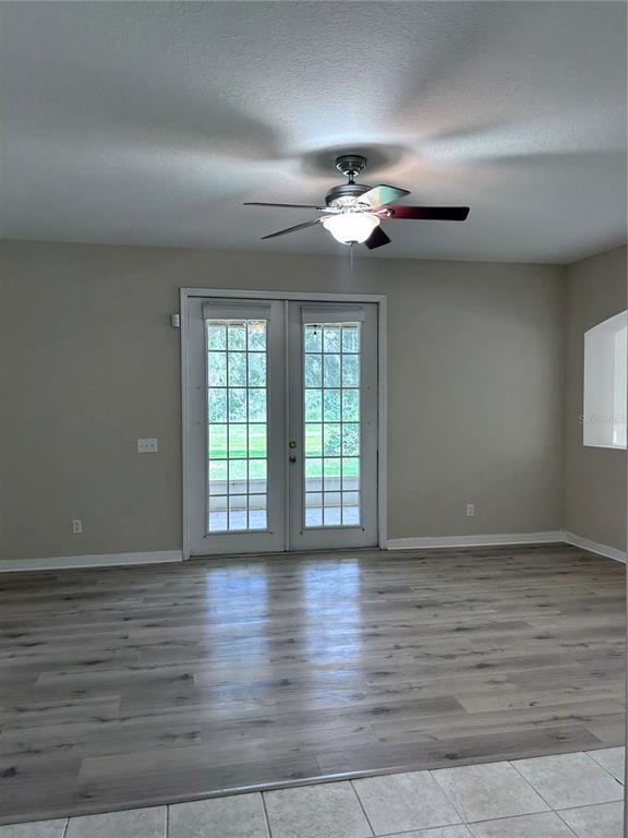 Building Photo - 1531 McCrea Dr