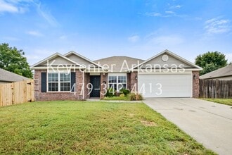 Building Photo - Gorgeous 4 bedroom home!
