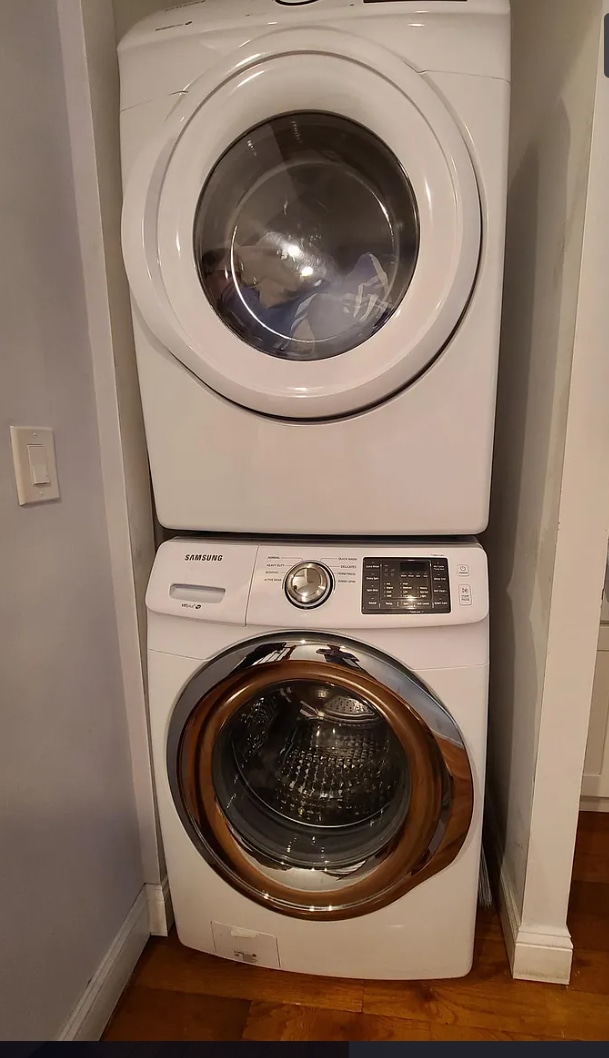 Building Photo - 1841 W Master St