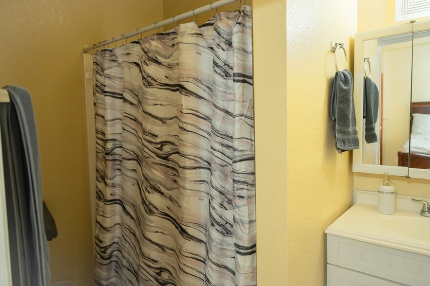 Building Photo - 306 Washington St