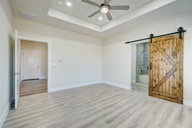 Building Photo - 4351 Whitetail Blvd