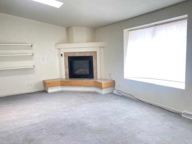 Building Photo - 470 Sheep Ridge Rd