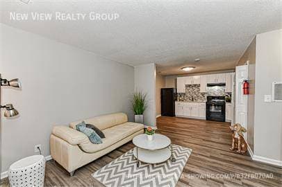 Building Photo - 242 Hoskins Mill Ln