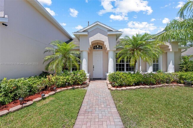 Building Photo - 1273 Scarlet Oak Cir