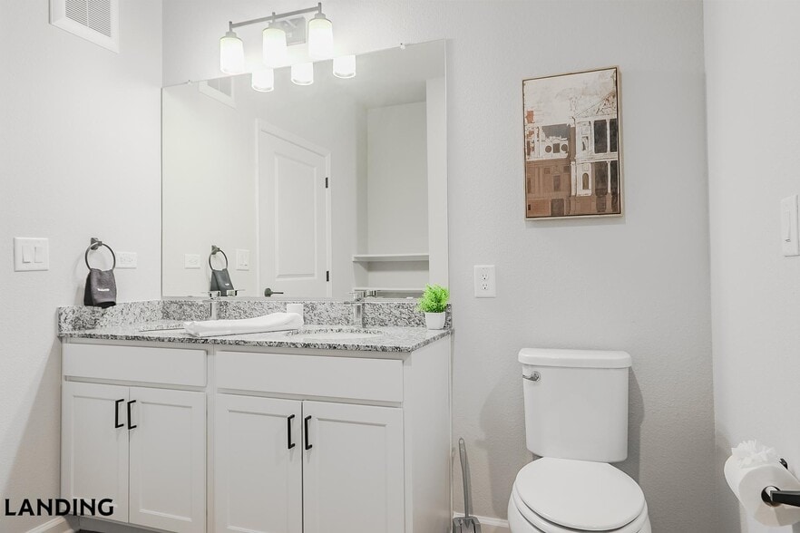 Building Photo - 1650 Harris Hill Rd