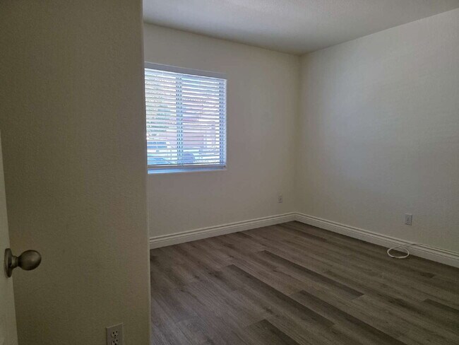 Building Photo - 8712 Cypresswood Ave