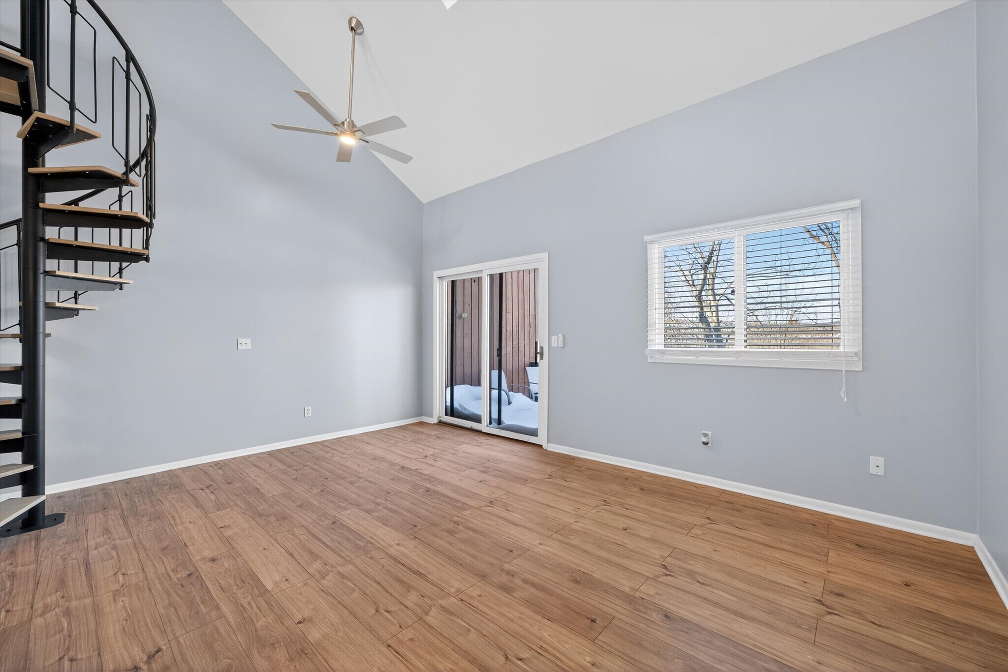 Sliding Glass Door to Deck - 7 Arapahoe Dr