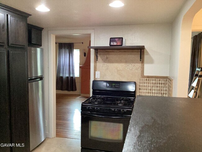 Building Photo - 44701 Fig Ave