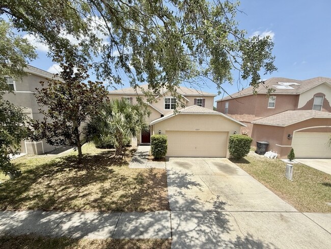 Building Photo - 10325 Boyette Creek Blvd