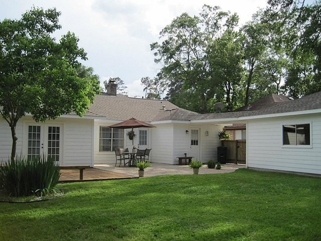 Building Photo - 530 Hickory Ridge Dr