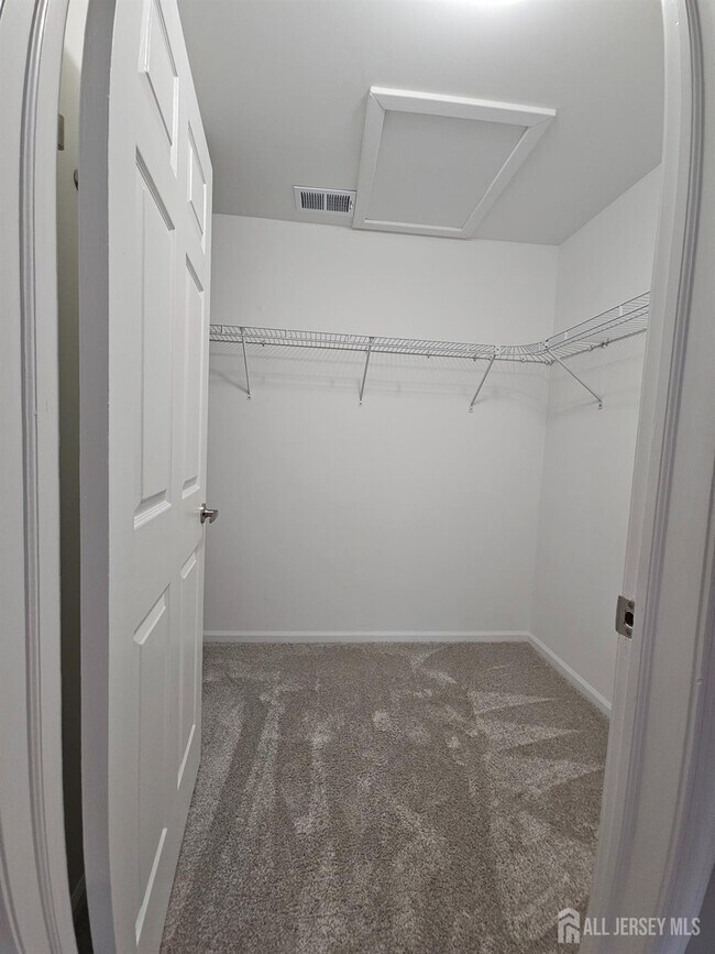 Building Photo - 2809 Ridgefield Ct